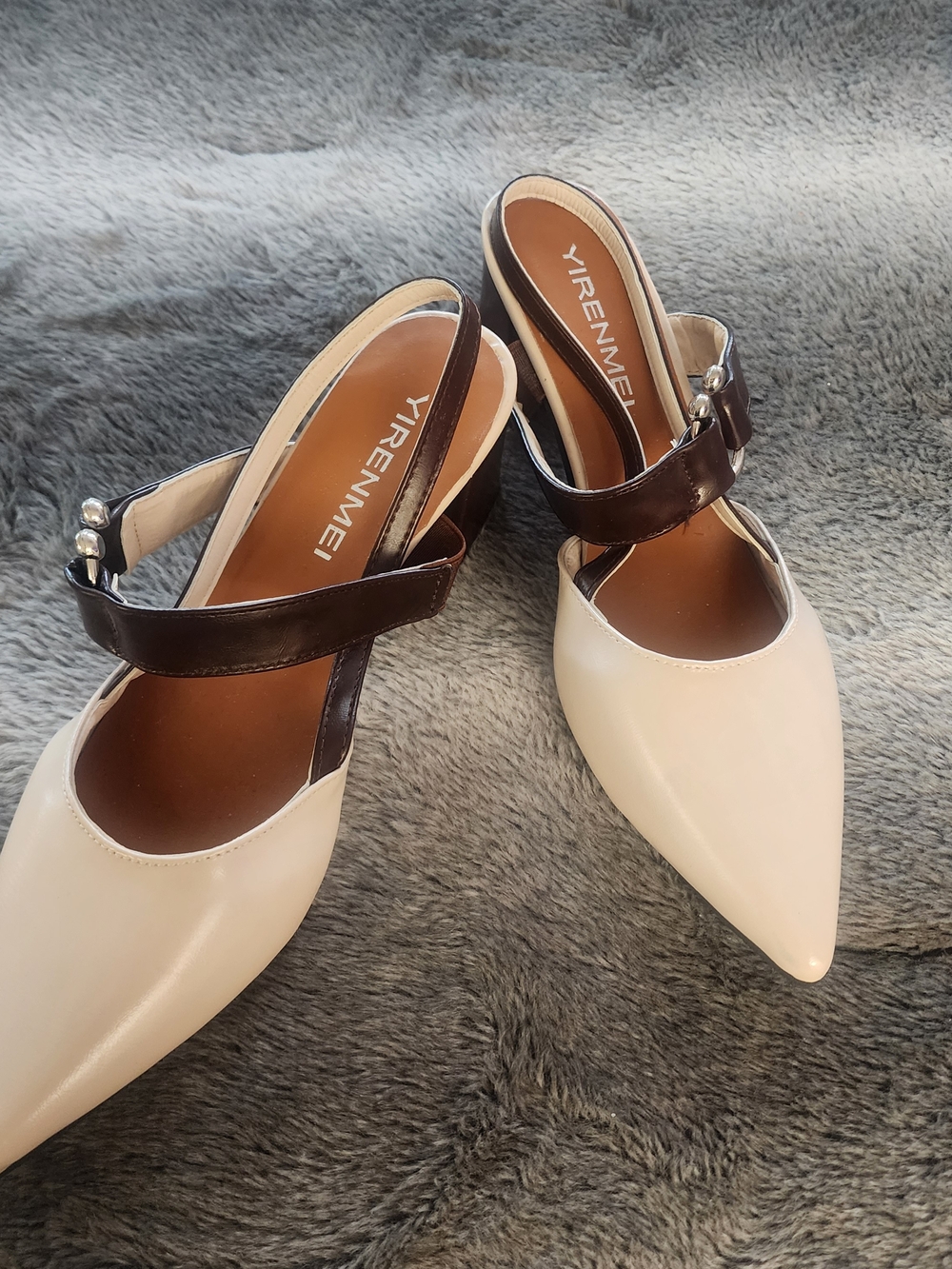 BRAND NEW***Two-Tone Pointed Slingback Pumps in Cream and Brown - Small Heel